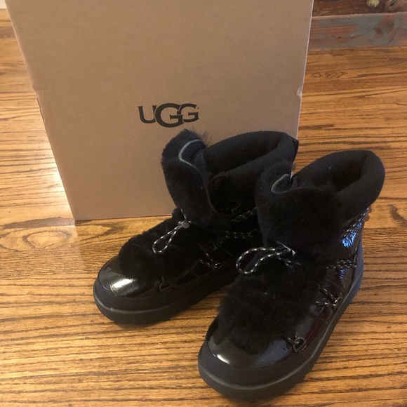 highland waterproof boot by ugg